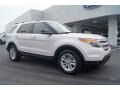 2013 White Platinum Tri-Coat Ford Explorer XLT  photo #1