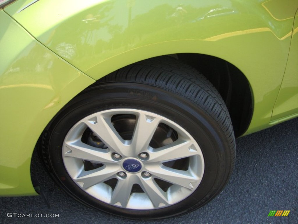 2011 Ford Fiesta SE Hatchback Wheel Photo #67708666