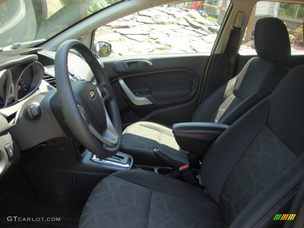 2011 Fiesta SE Hatchback - Lime Squeeze Metallic / Charcoal Black/Blue Cloth photo #19