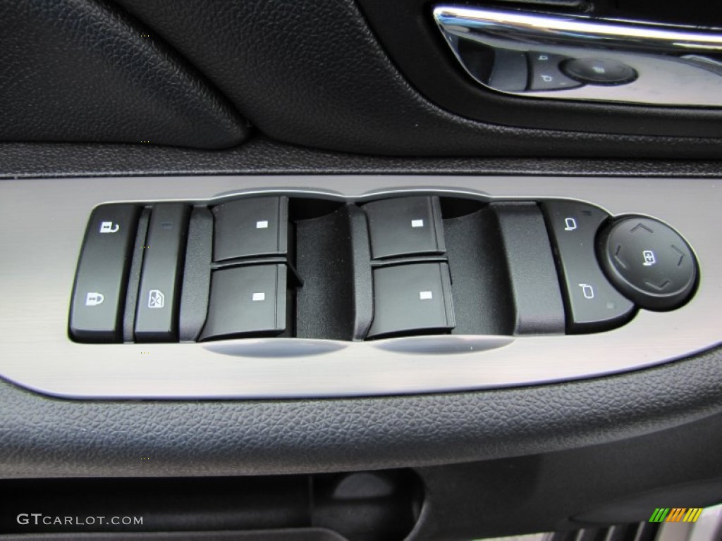 2008 Suburban 2500 LT 4x4 - Silver Birch Metallic / Ebony photo #15