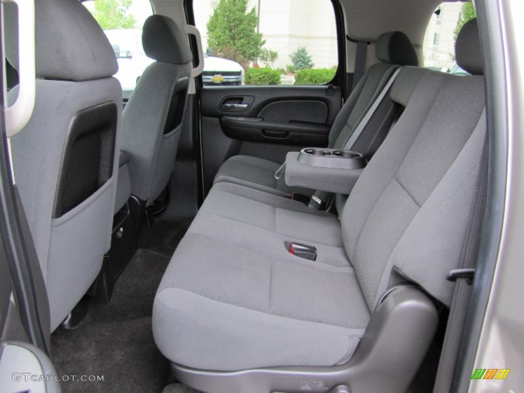 2008 Chevrolet Suburban 2500 LT 4x4 Rear Seat Photo #67709413