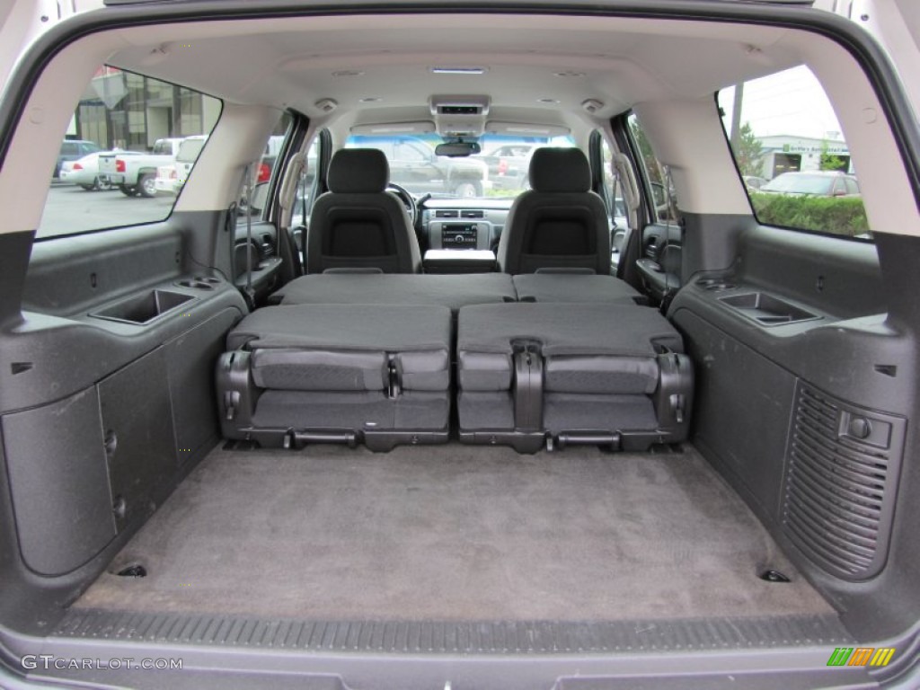 2008 Chevrolet Suburban 2500 LT 4x4 Trunk Photo #67709455