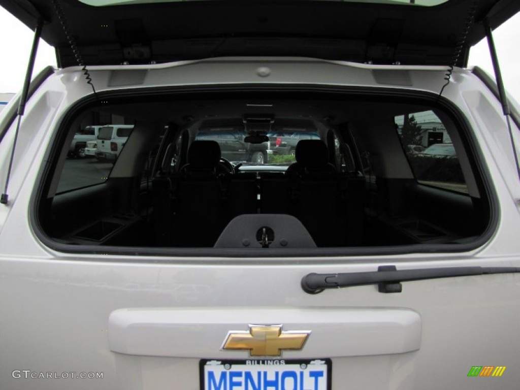 2008 Suburban 2500 LT 4x4 - Silver Birch Metallic / Ebony photo #35