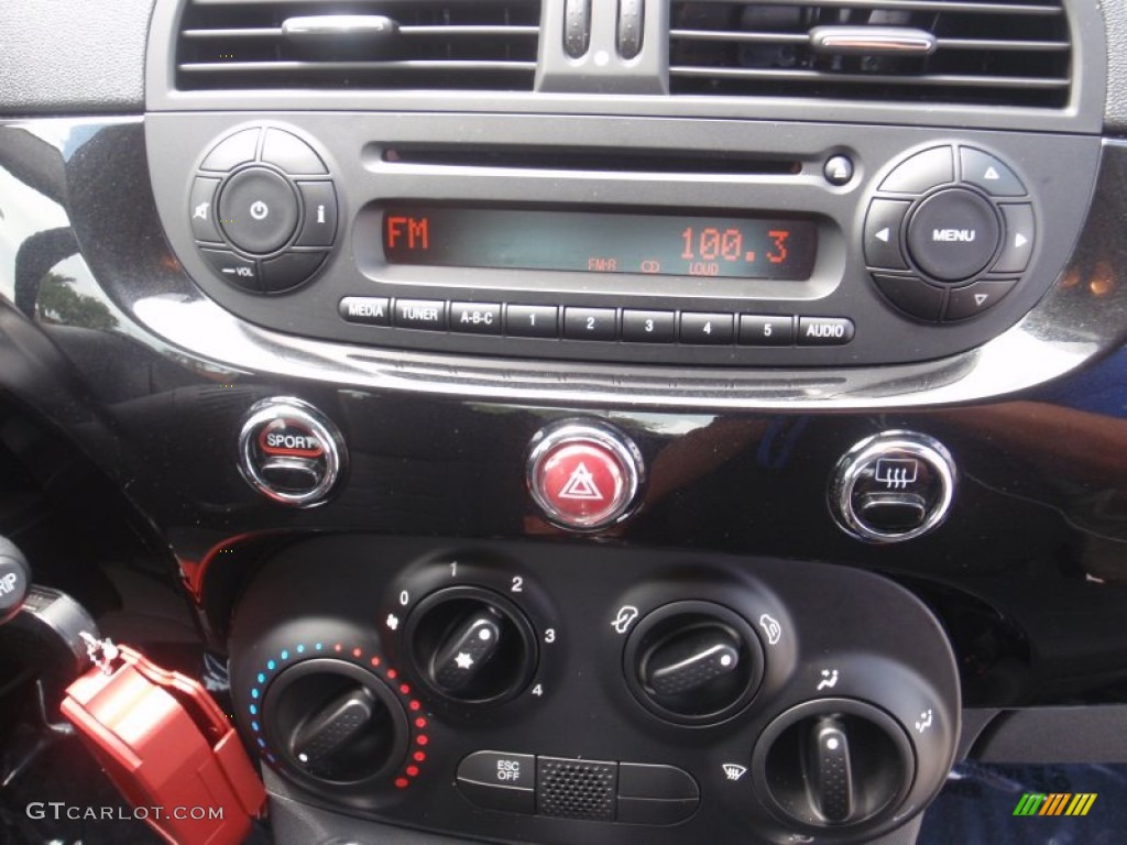 2012 Fiat 500 Pop Controls Photo #67710143