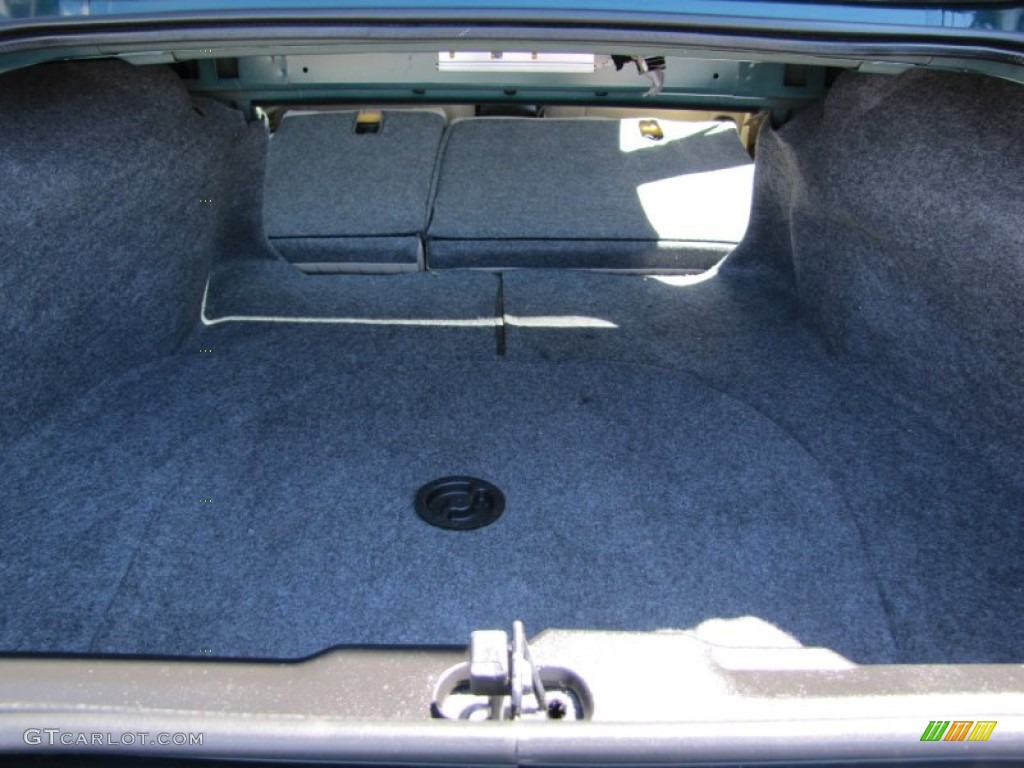 2001 Chevrolet Monte Carlo SS Trunk Photo #67710484