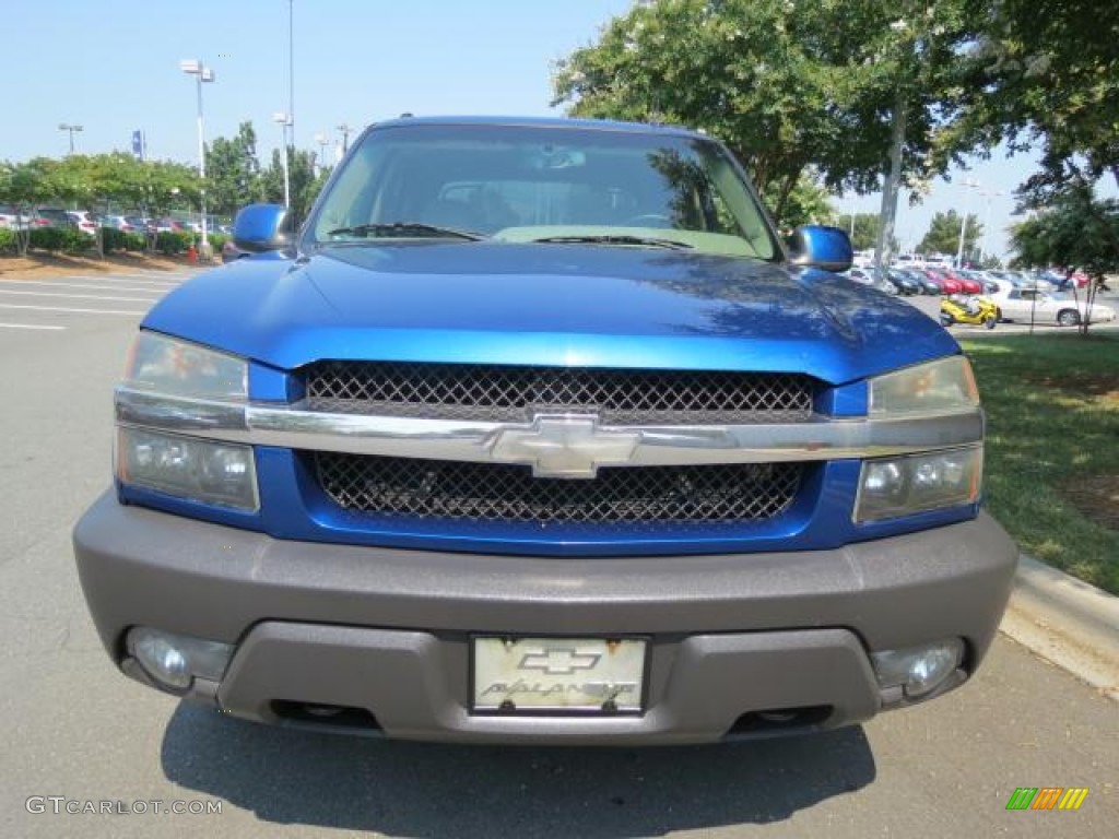 2003 Avalanche Z66 - Arrival Blue / Medium Neutral photo #2