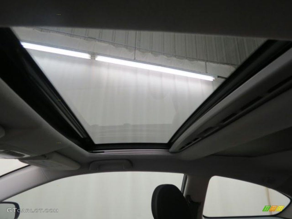 2007 Scion tC Standard tC Model Sunroof Photo #67711939