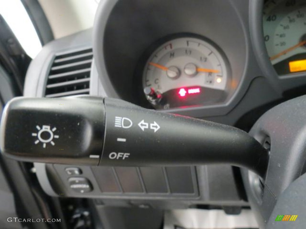 2007 Scion tC Standard tC Model Controls Photo #67711963