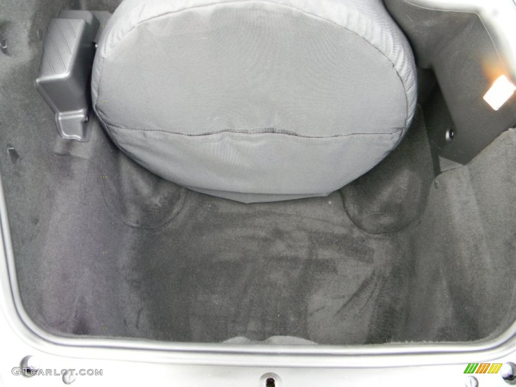 2004 Porsche Boxster S 550 Spyder Trunk Photo #67712200
