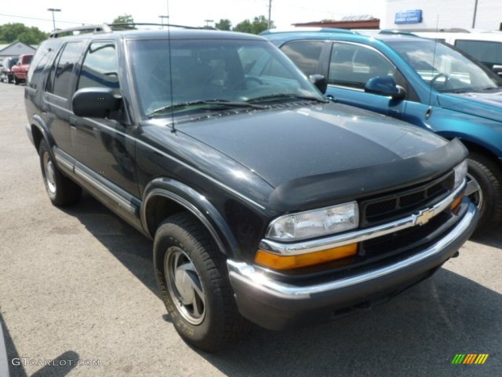 2000 Blazer LS 4x4 - Onyx Black / Graphite Gray photo #1