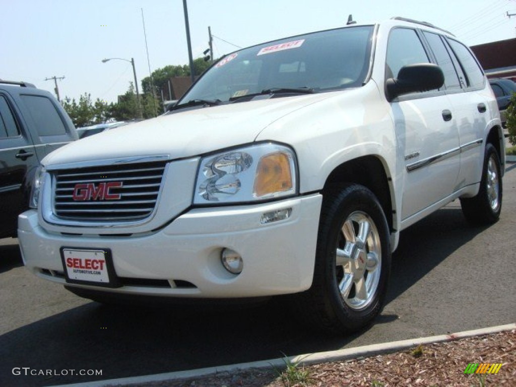 Summit White GMC Envoy