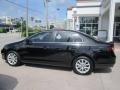 Black - Jetta SE Sedan Photo No. 2