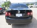 Black - Jetta SE Sedan Photo No. 4