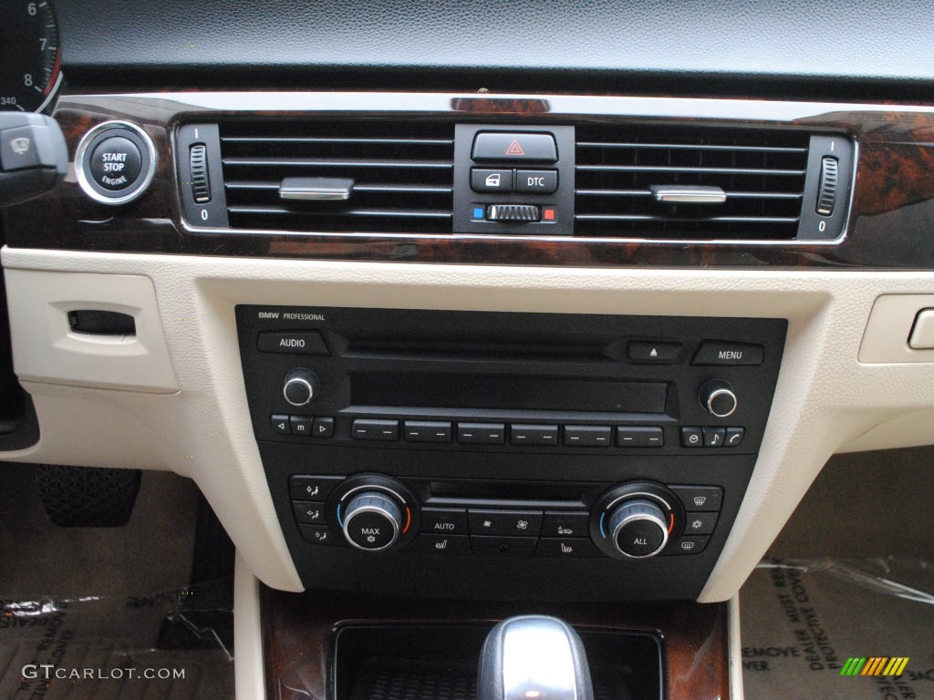 2010 BMW 3 Series 328i Coupe Controls Photo #67718525