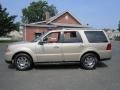 2005 Light French Silk Metallic Lincoln Navigator Luxury 4x4  photo #3