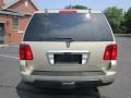 2005 Light French Silk Metallic Lincoln Navigator Luxury 4x4  photo #6