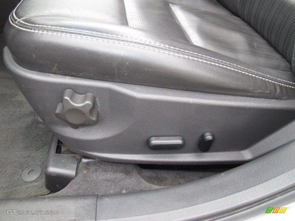 2010 Fusion Sport - Brilliant Silver Metallic / Charcoal Black/Sport Black photo #25
