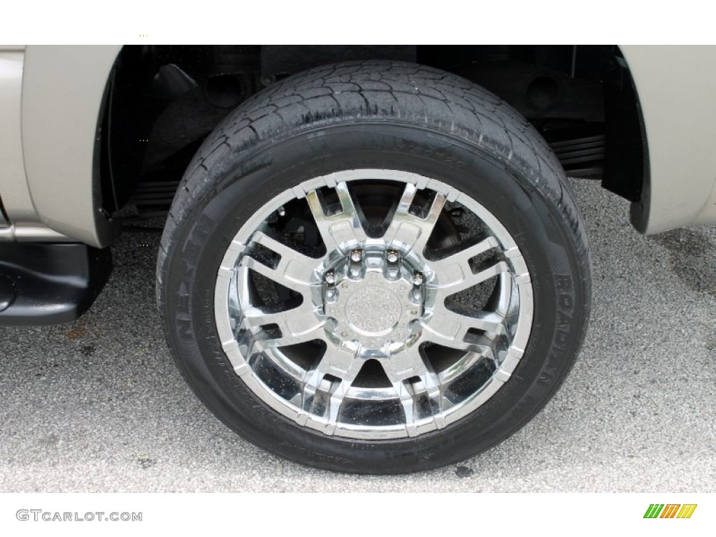 2001 Suburban 2500 LT - Light Pewter Metallic / Light Gray/Neutral photo #24