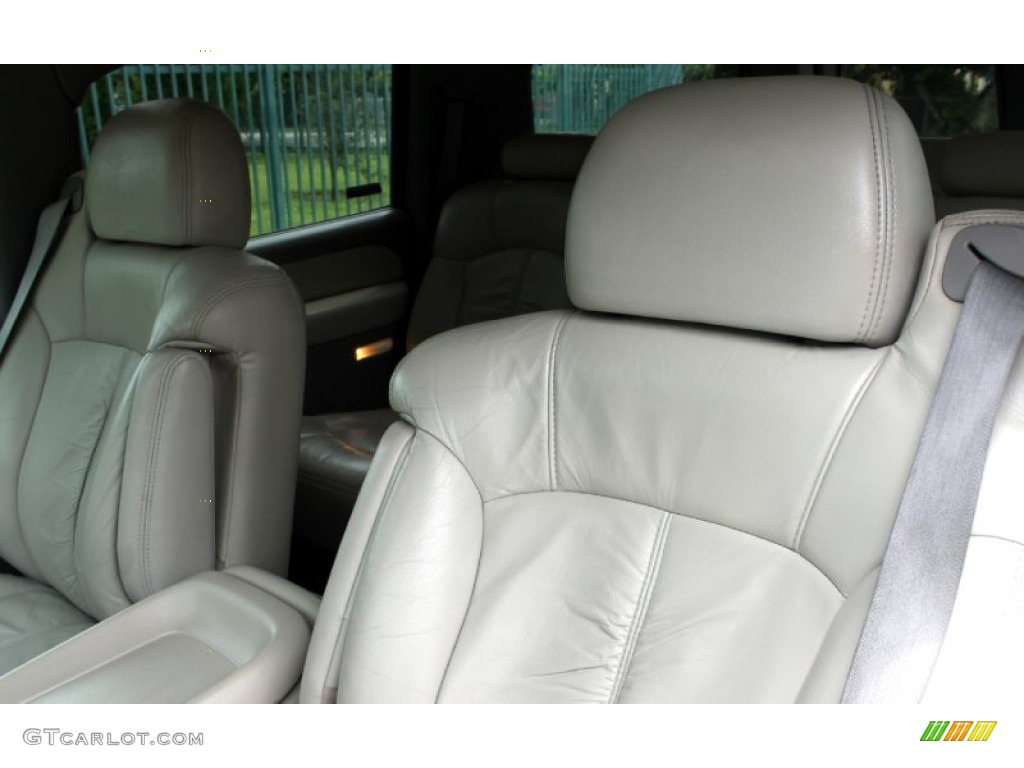 2001 Suburban 2500 LT - Light Pewter Metallic / Light Gray/Neutral photo #43