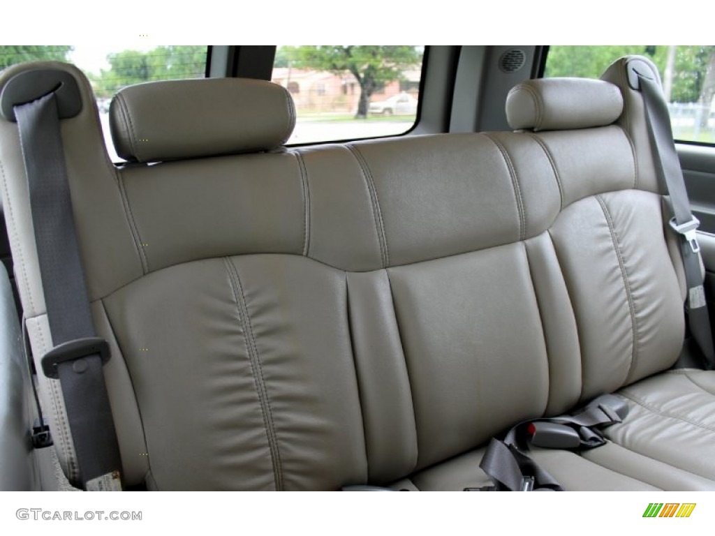 2001 Suburban 2500 LT - Light Pewter Metallic / Light Gray/Neutral photo #54