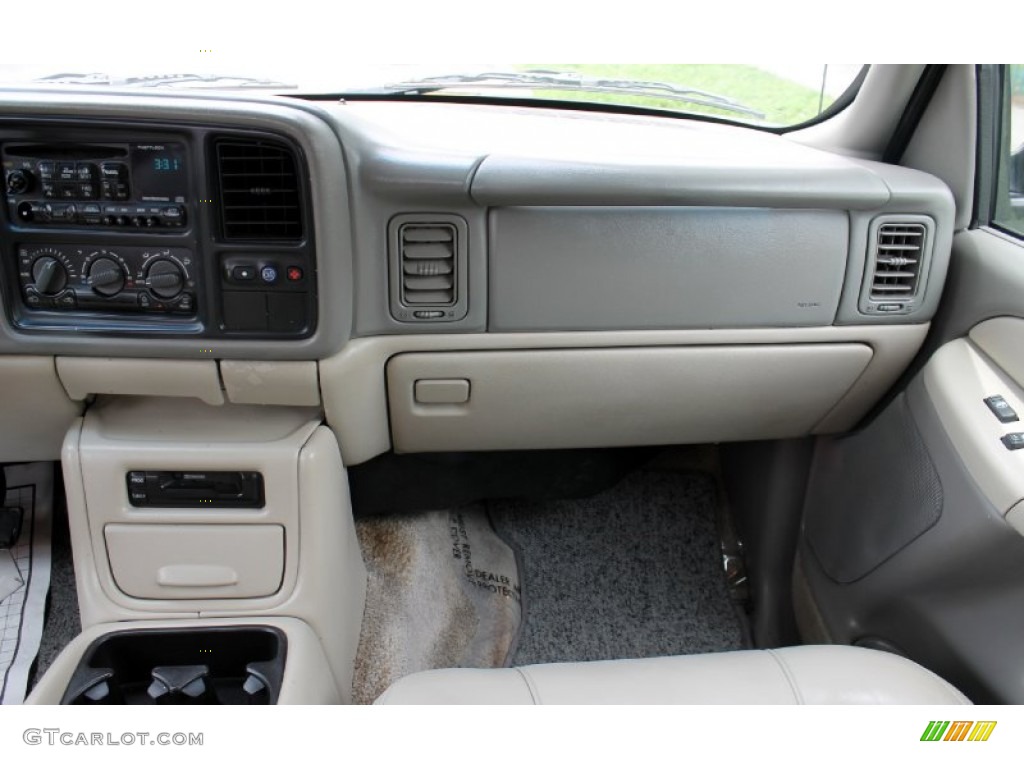 2001 Suburban 2500 LT - Light Pewter Metallic / Light Gray/Neutral photo #62