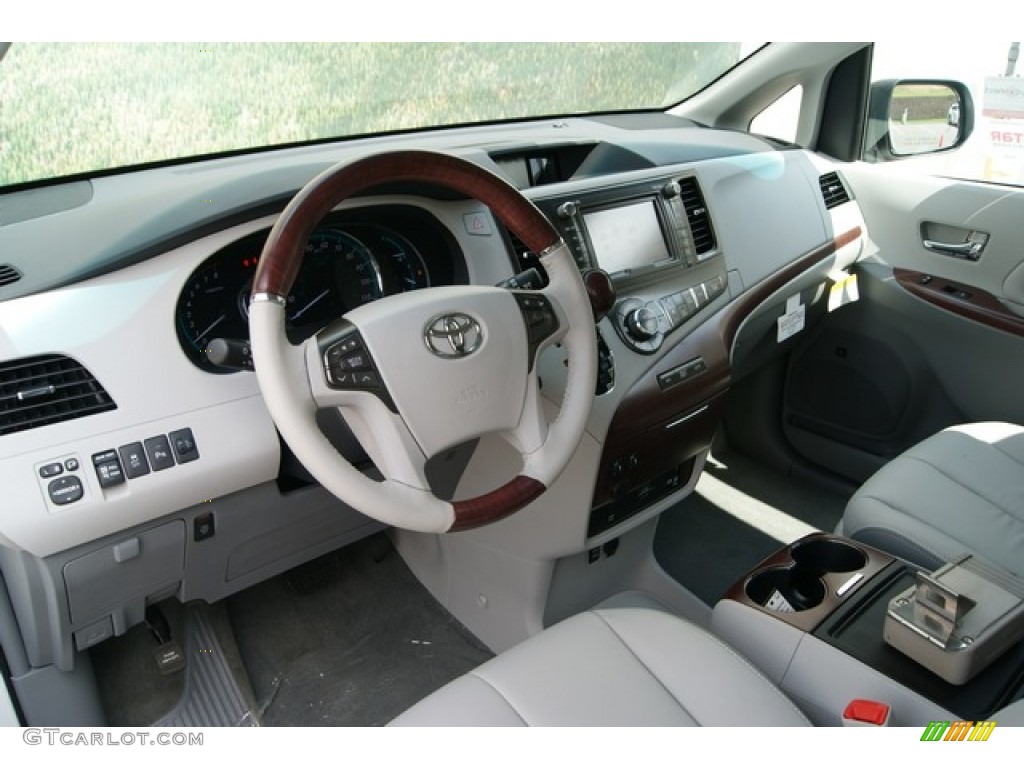 Light Gray Interior 2012 Toyota Sienna Limited AWD Photo #67721987