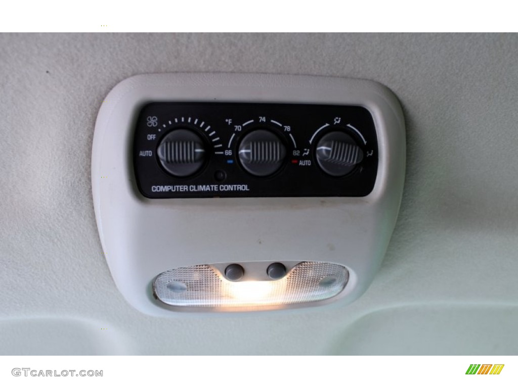 2001 Suburban 2500 LT - Light Pewter Metallic / Light Gray/Neutral photo #73