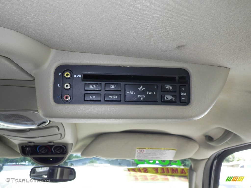 2005 Ford Excursion Limited 4X4 Audio System Photos