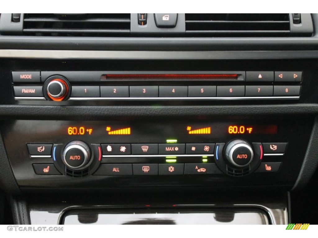 2011 BMW 5 Series 550i Sedan Controls Photo #67724863