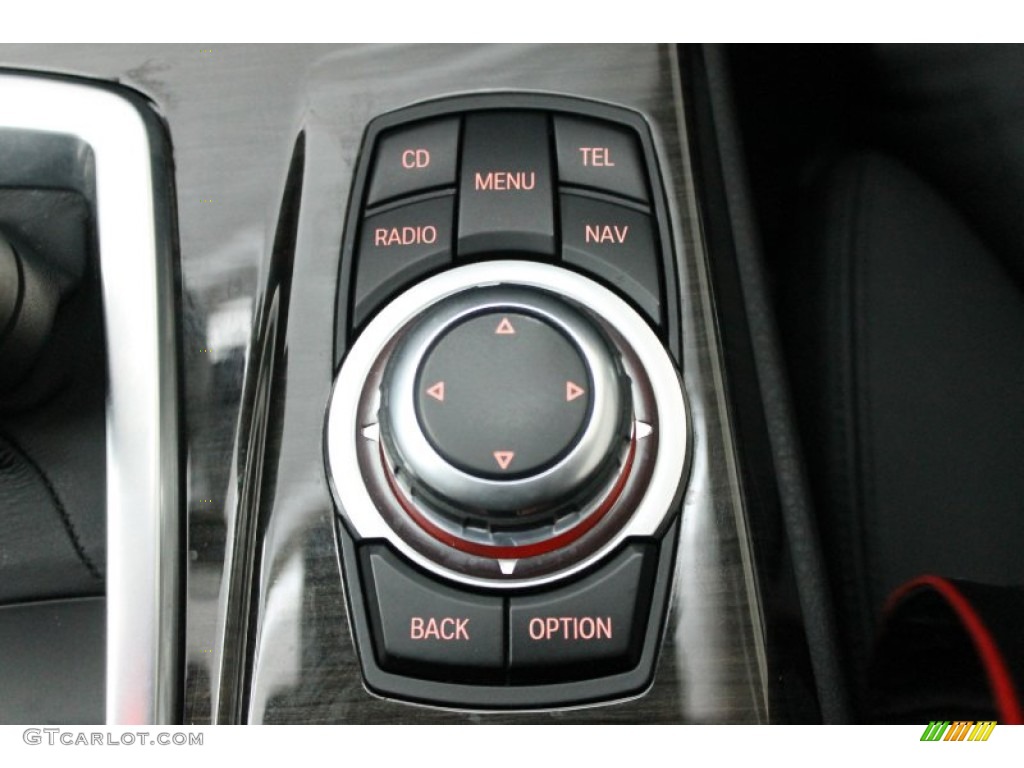 2011 BMW 5 Series 550i Sedan Controls Photo #67724975