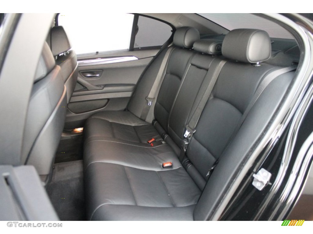 Black Interior 2011 BMW 5 Series 550i Sedan Photo #67724990
