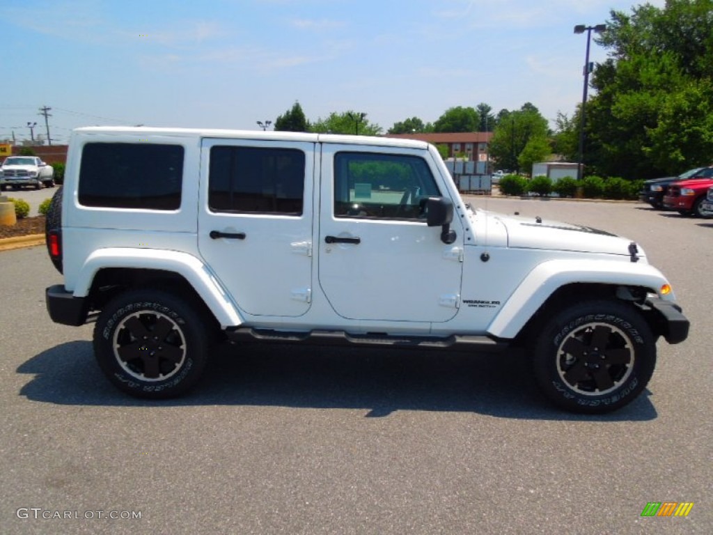 Bright White 2012 Jeep Wrangler Unlimited Freedom Edition 4x4 Exterior Photo #67727048