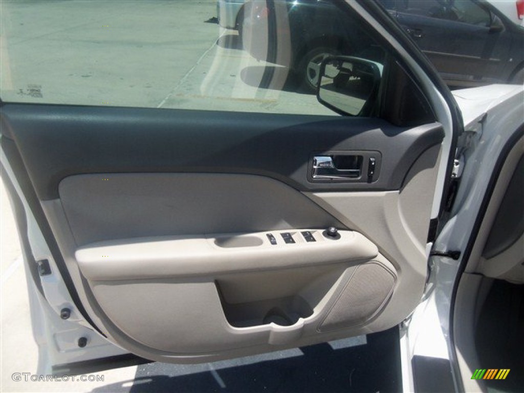 2012 Fusion SE - Ingot Silver Metallic / Medium Light Stone photo #20