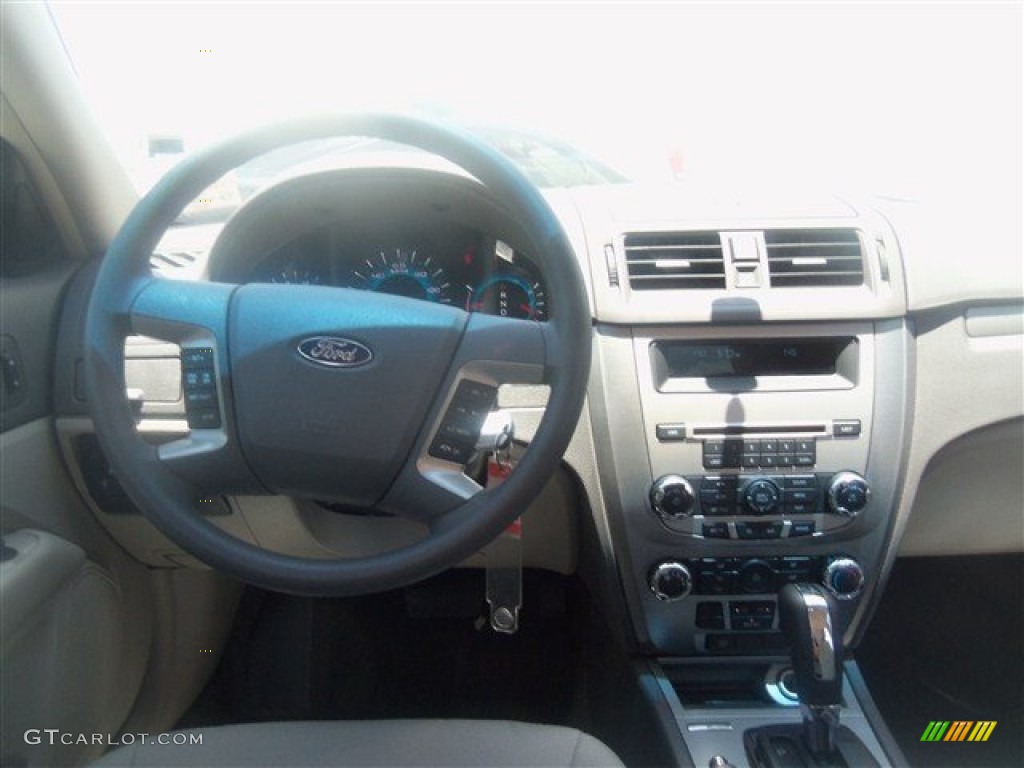 2012 Fusion SE - Ingot Silver Metallic / Medium Light Stone photo #24