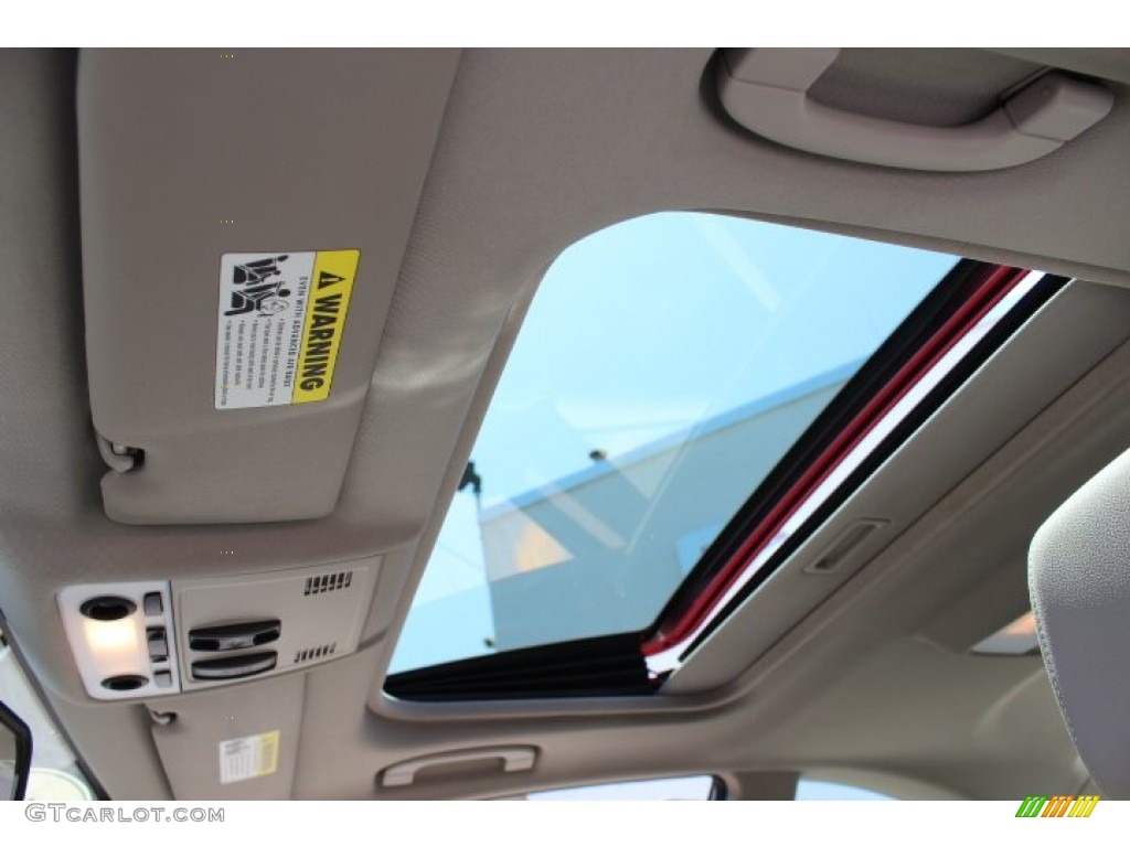 2010 1 Series 128i Coupe - Crimson Red / Taupe photo #19