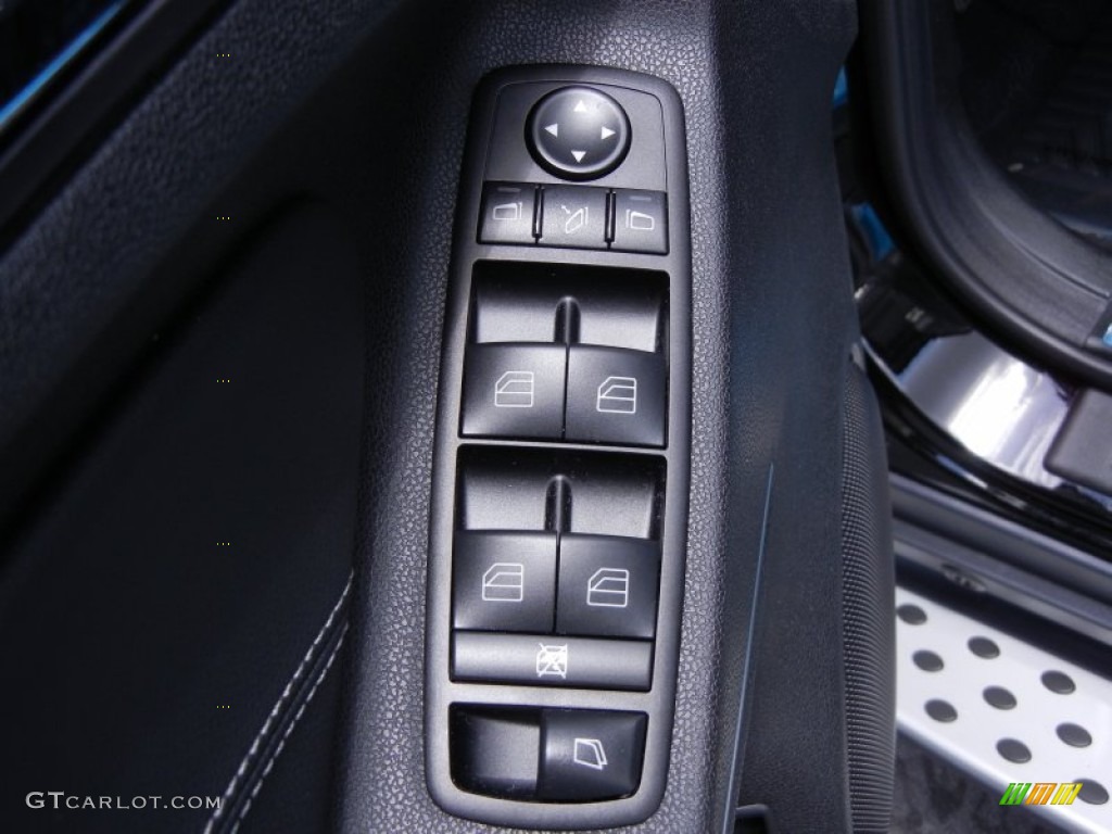 2012 Mercedes-Benz GL 450 4Matic Controls Photo #67733411