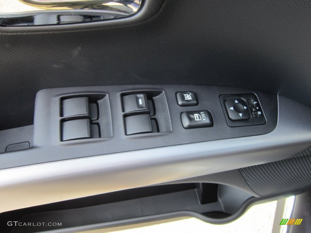 2012 Mitsubishi Outlander SE AWD Controls Photo #67734644