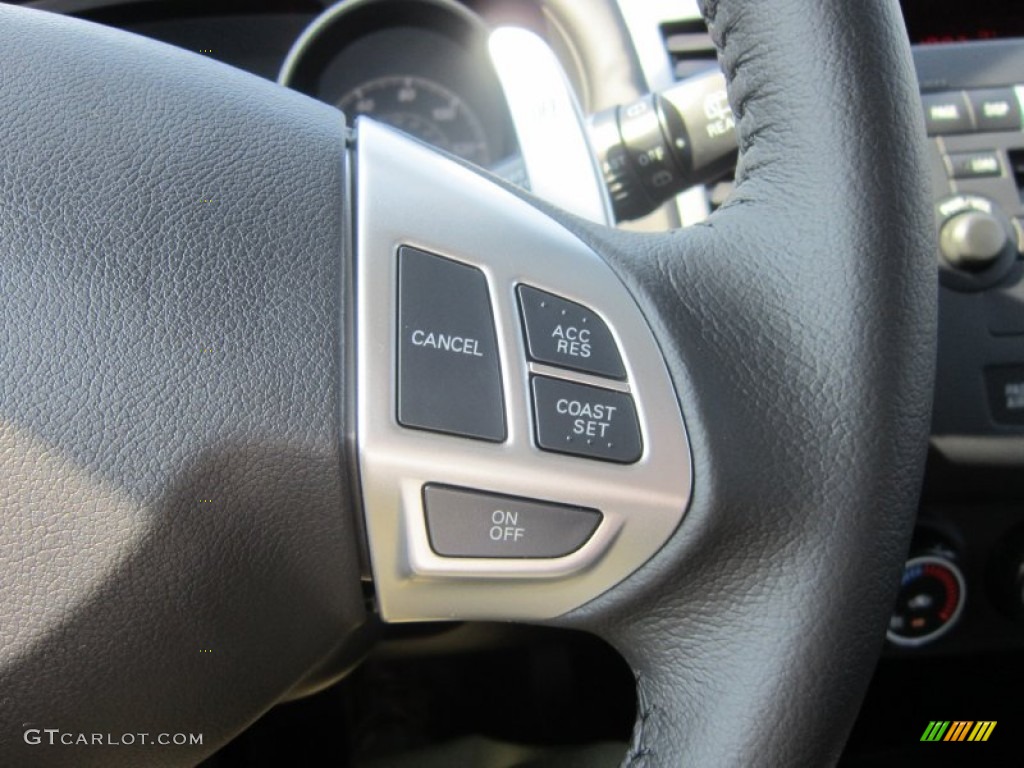 2012 Mitsubishi Outlander SE AWD Controls Photo #67734653