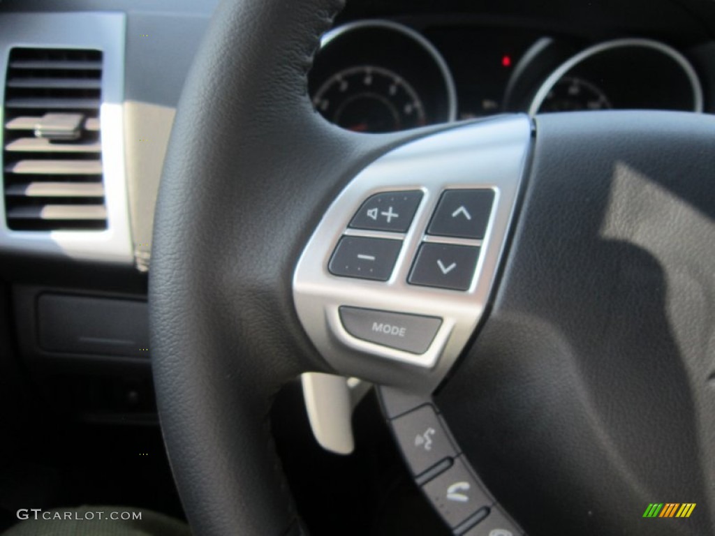 2012 Mitsubishi Outlander SE AWD Controls Photo #67734656