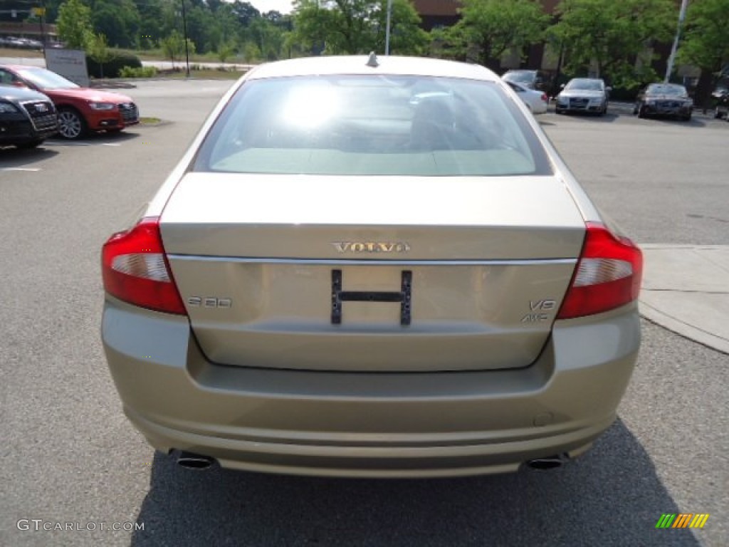 2007 S80 V8 AWD - Shimmer Gold Metallic / Sandstone Beige photo #4