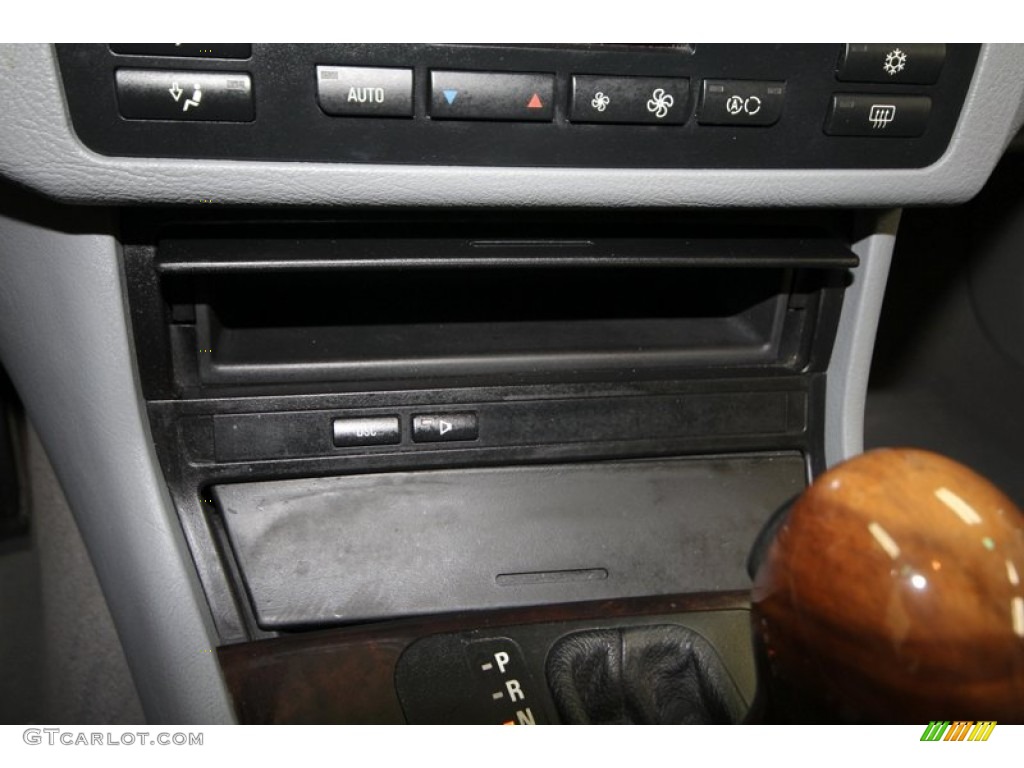 2001 3 Series 330i Coupe - Titanium Silver Metallic / Grey photo #20
