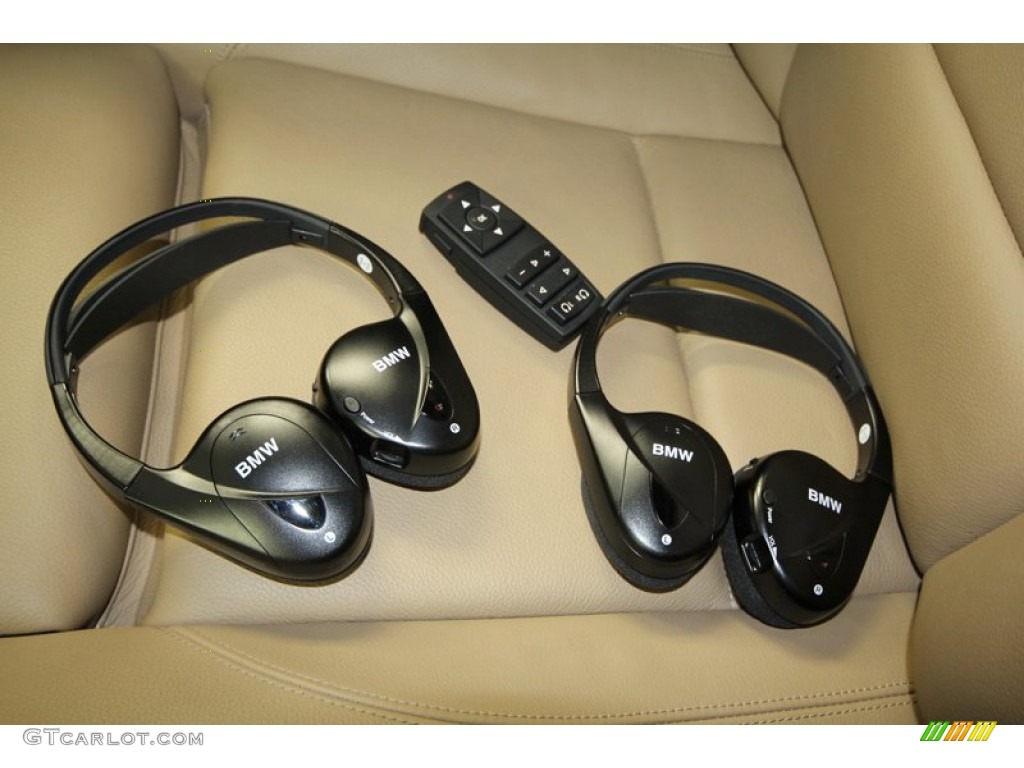 2011 BMW X6 M M xDrive Audio System Photo #67739264