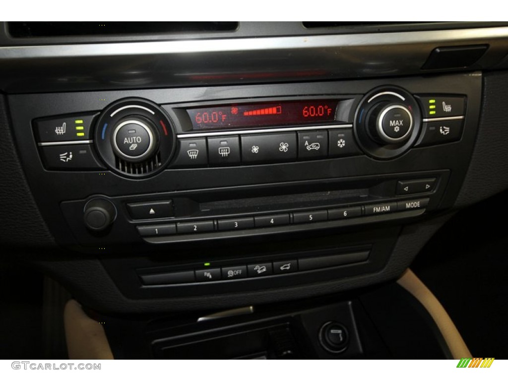 2011 BMW X6 M M xDrive Controls Photo #67739291