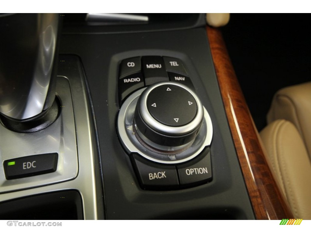 2011 BMW X6 M M xDrive Controls Photo #67739300