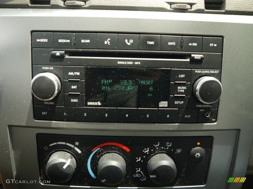 2008 Dodge Dakota SLT Extended Cab Audio System Photos