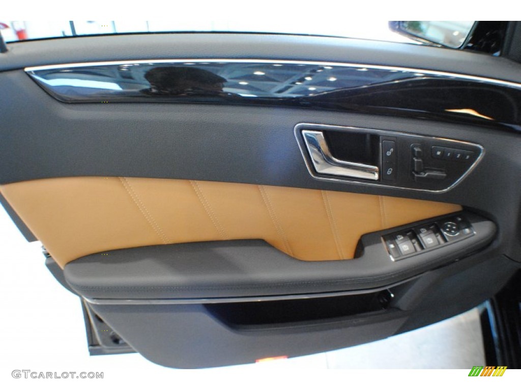 2010 Mercedes-Benz E 550 4Matic Sedan Natural Beige Door Panel Photo #67748282