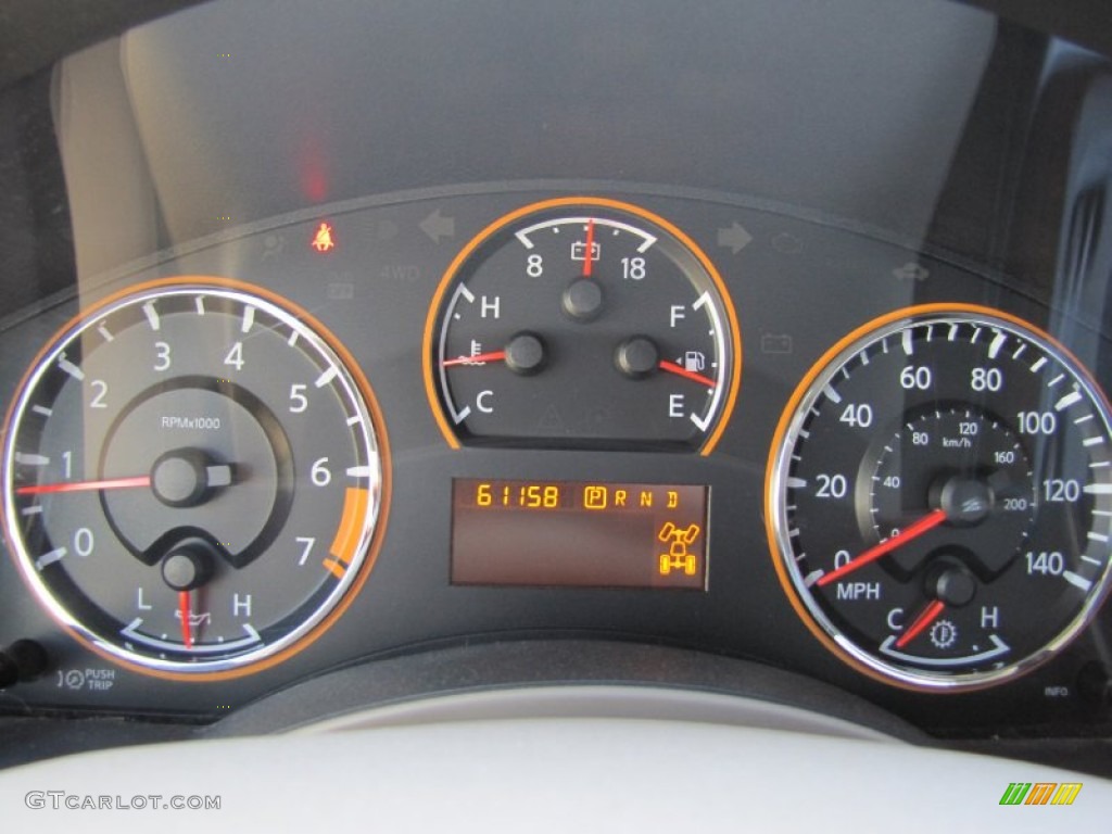 2009 Nissan Titan LE Crew Cab 4x4 Gauges Photos