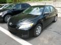 Black - Camry  Photo No. 3