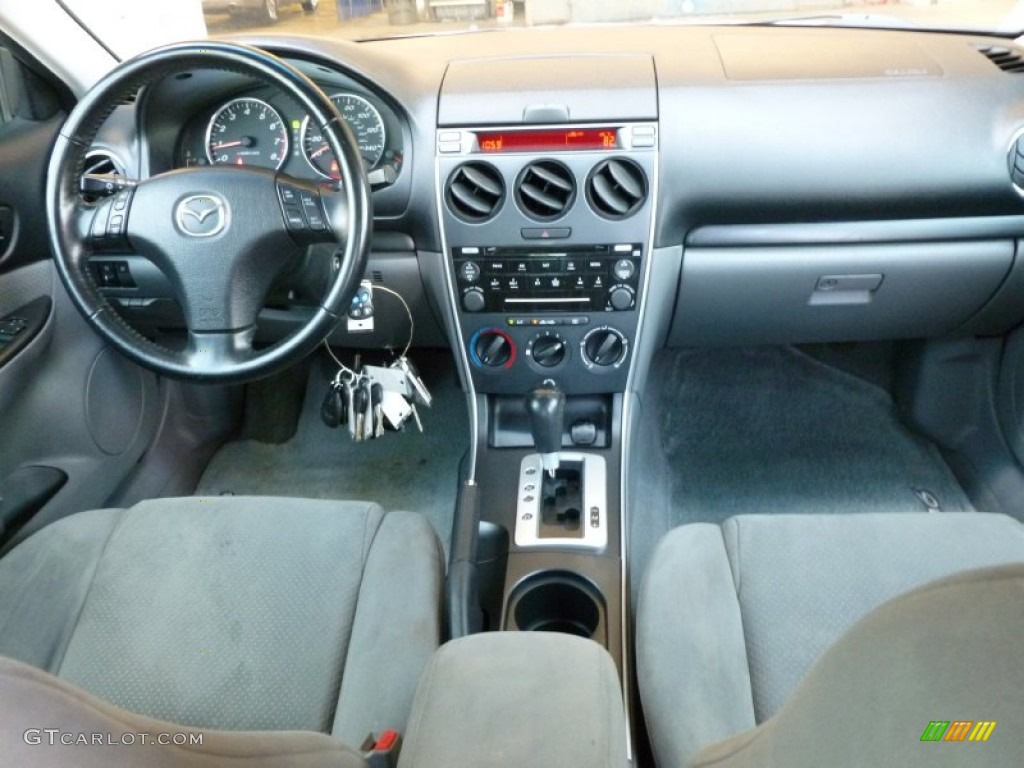 2006 Mazda MAZDA6 s Sport Sedan Dashboard Photos