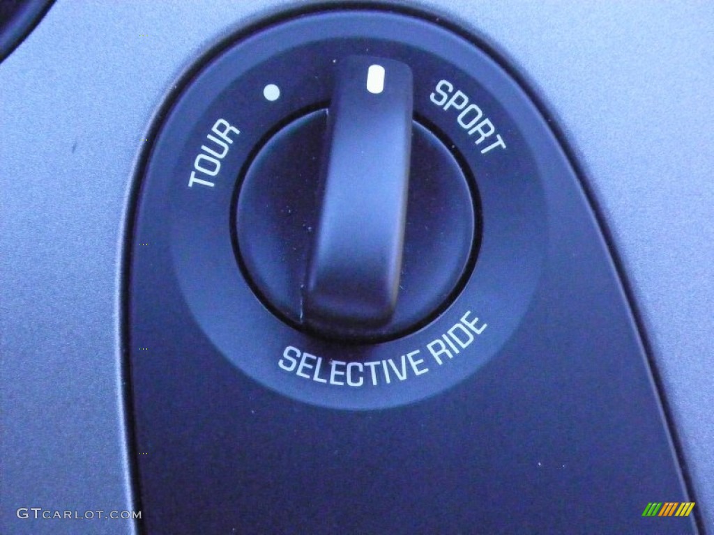 2007 Chevrolet Corvette Convertible Controls Photo #67751123